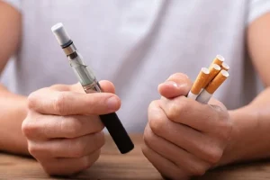 Kenapa Banyak Orang Beralih dari Rokok ke Vape? Ini Alasannya!